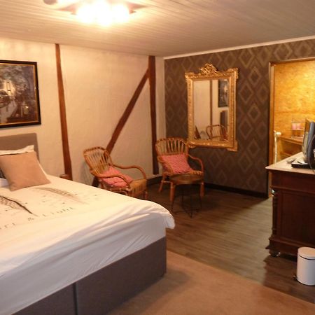 B&B Chambre D'Hotes De La Vecquee Stoumont Rum bild